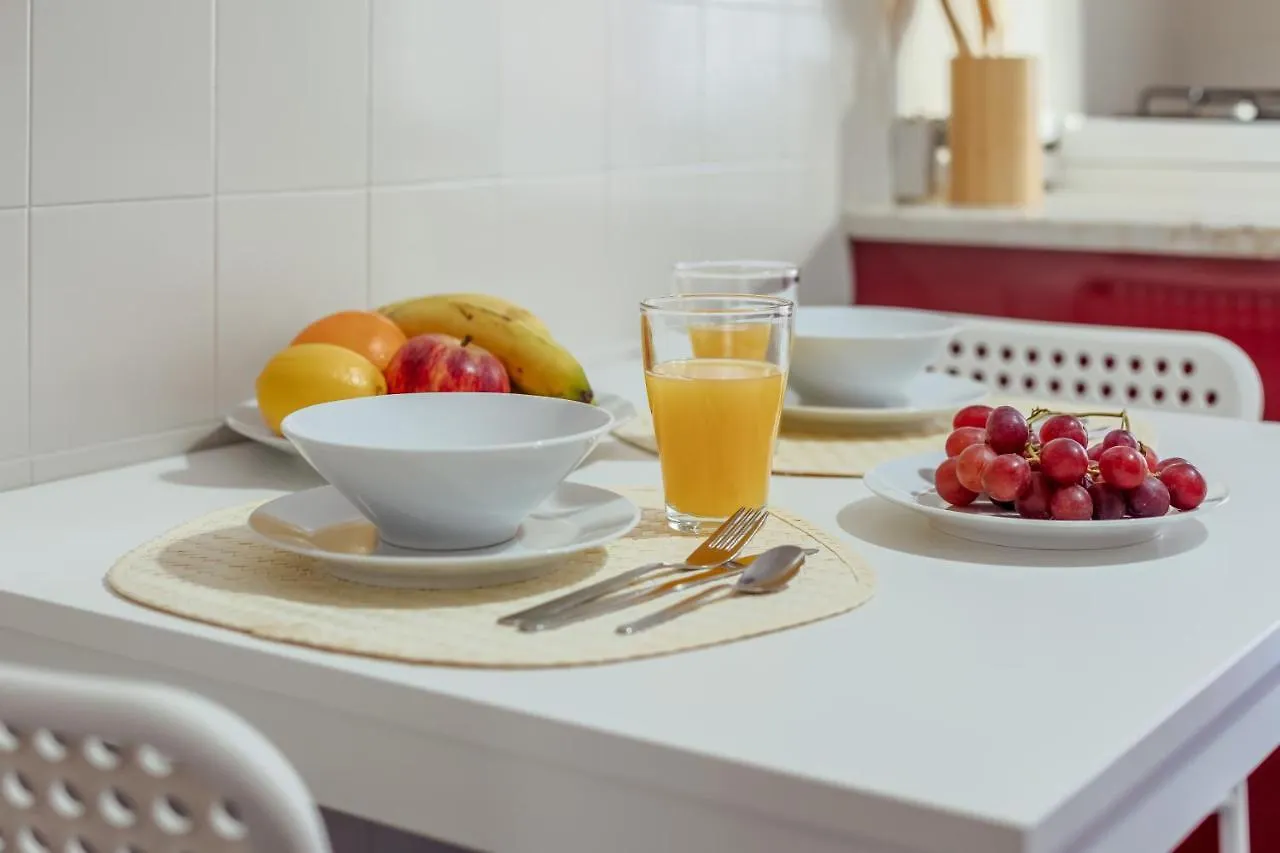 Lejlighed Elegant 3 Bedroom Apt - City Centre - Garage - Metro Lisboa