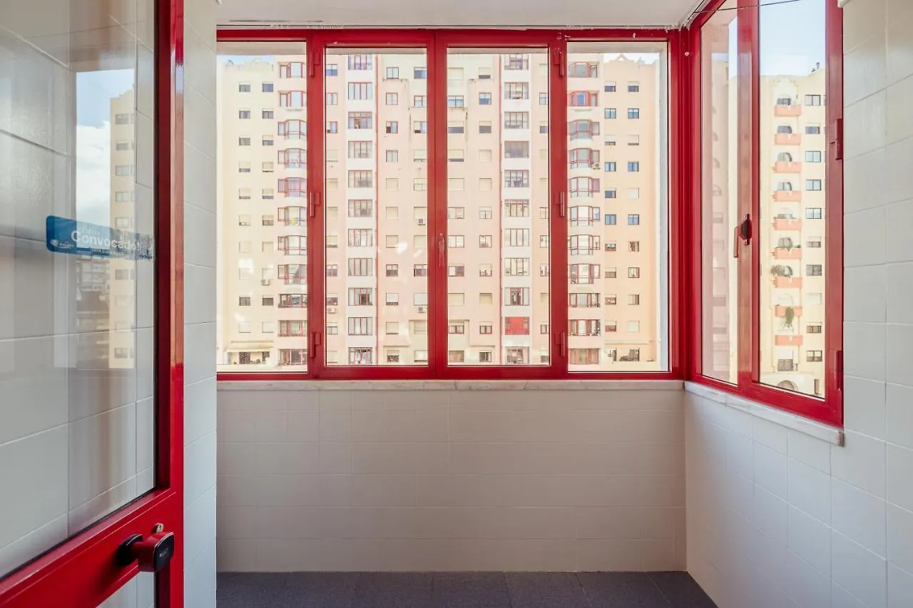 Lejlighed Elegant 3 Bedroom Apt - City Centre - Garage - Metro Lisboa Portugal