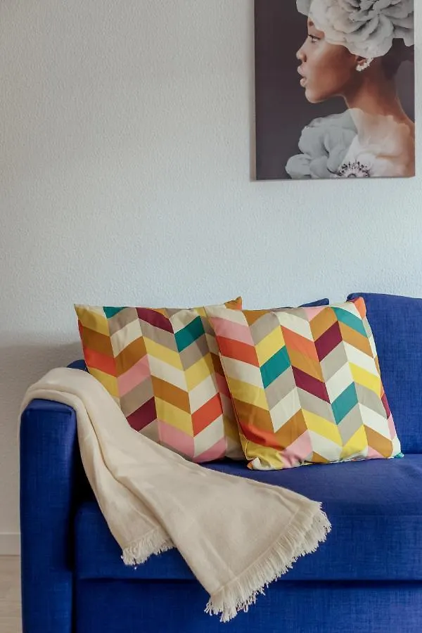 Elegant 3 Bedroom Apt - City Centre - Garage - Metro Lisboa 0*,  Portugal