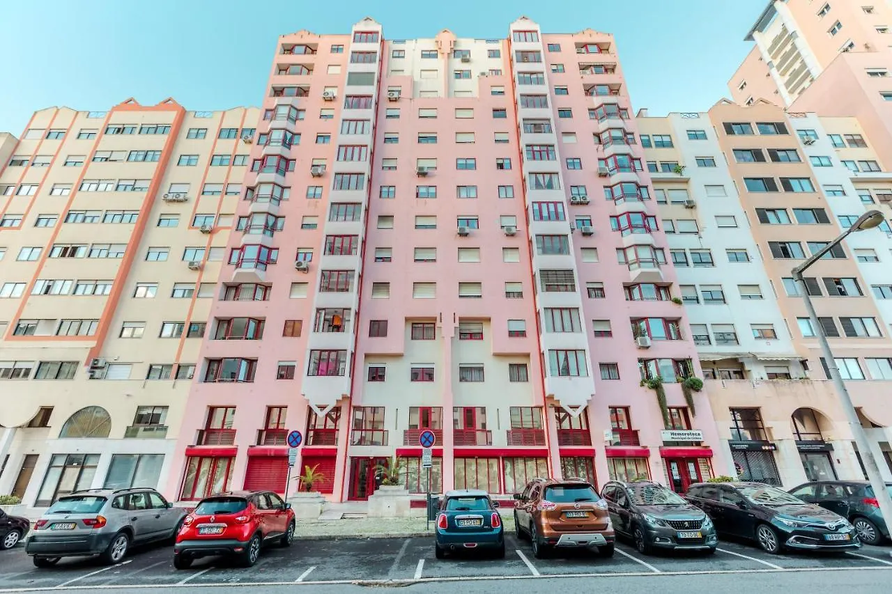 Apartamento Elegant 3 Bedroom Apt - City Centre - Garage - Metro Lisboa Portugal